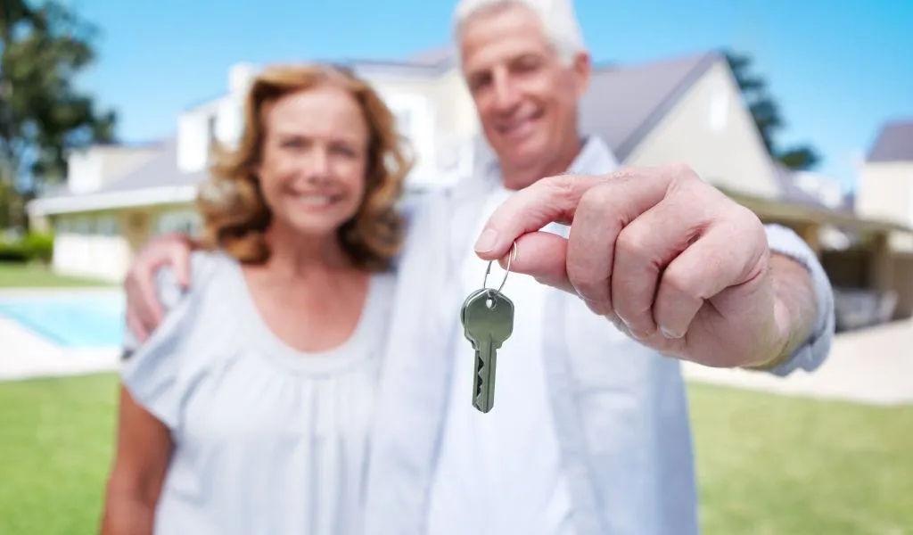 Pros and Cons of Owning a Second Home in the UK in 2023