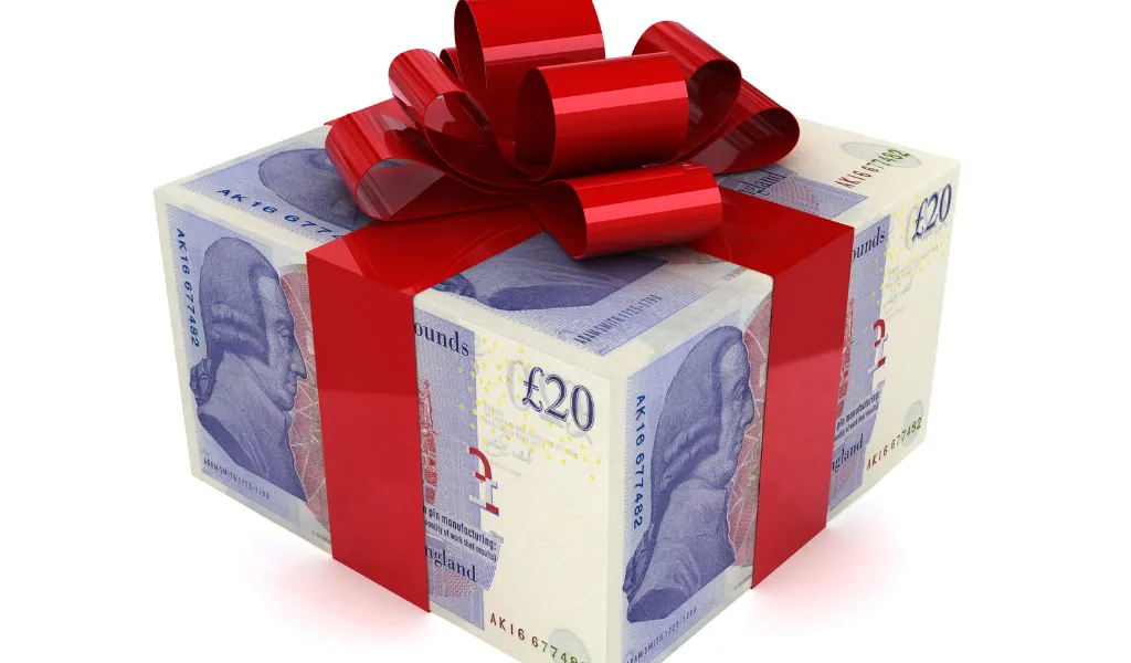 Do I Need to Declare Cash Gifts to HMRC